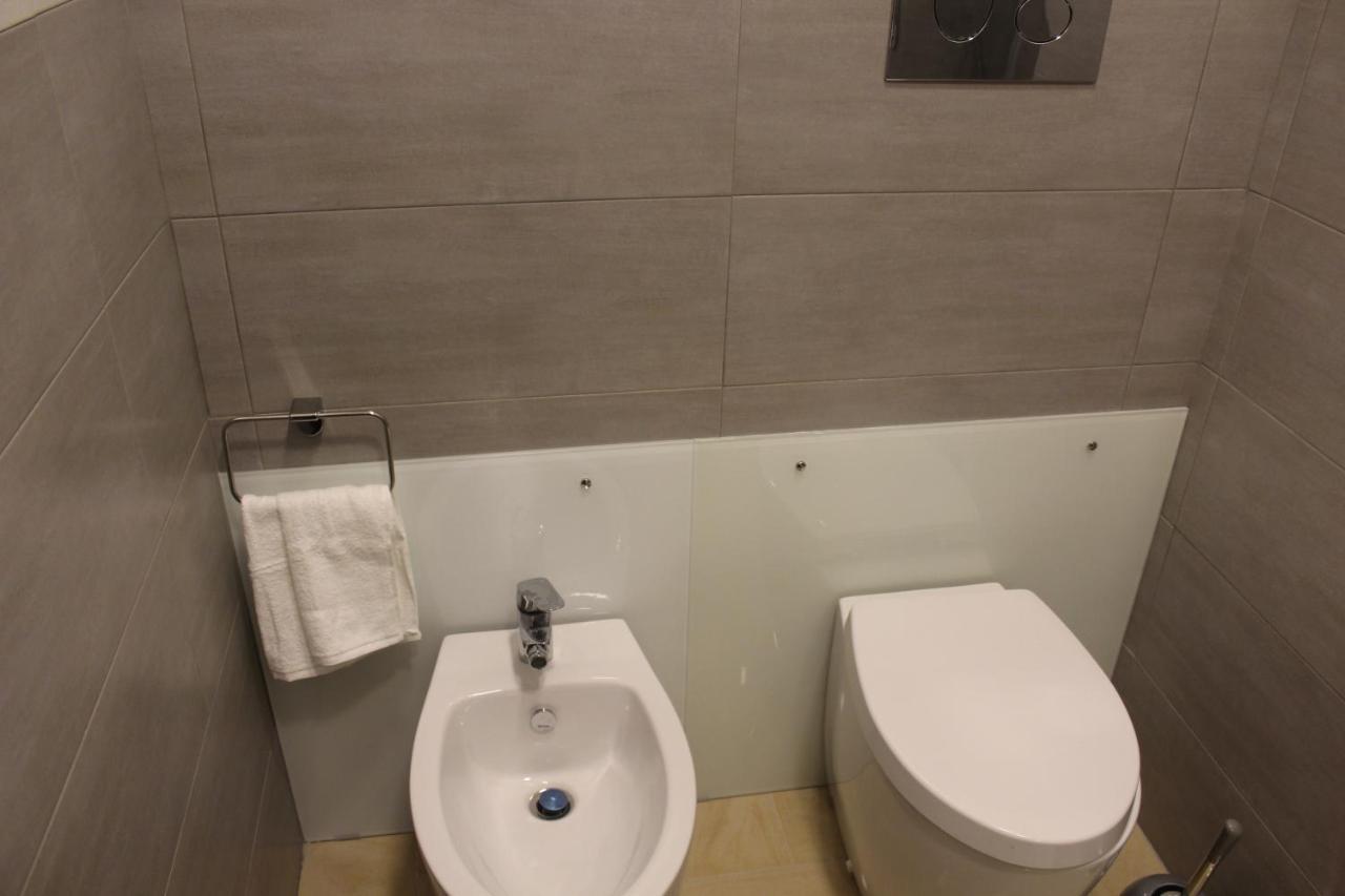 La Piazza - Garibaldi 2.6 Apartment Napoli Ngoại thất bức ảnh
