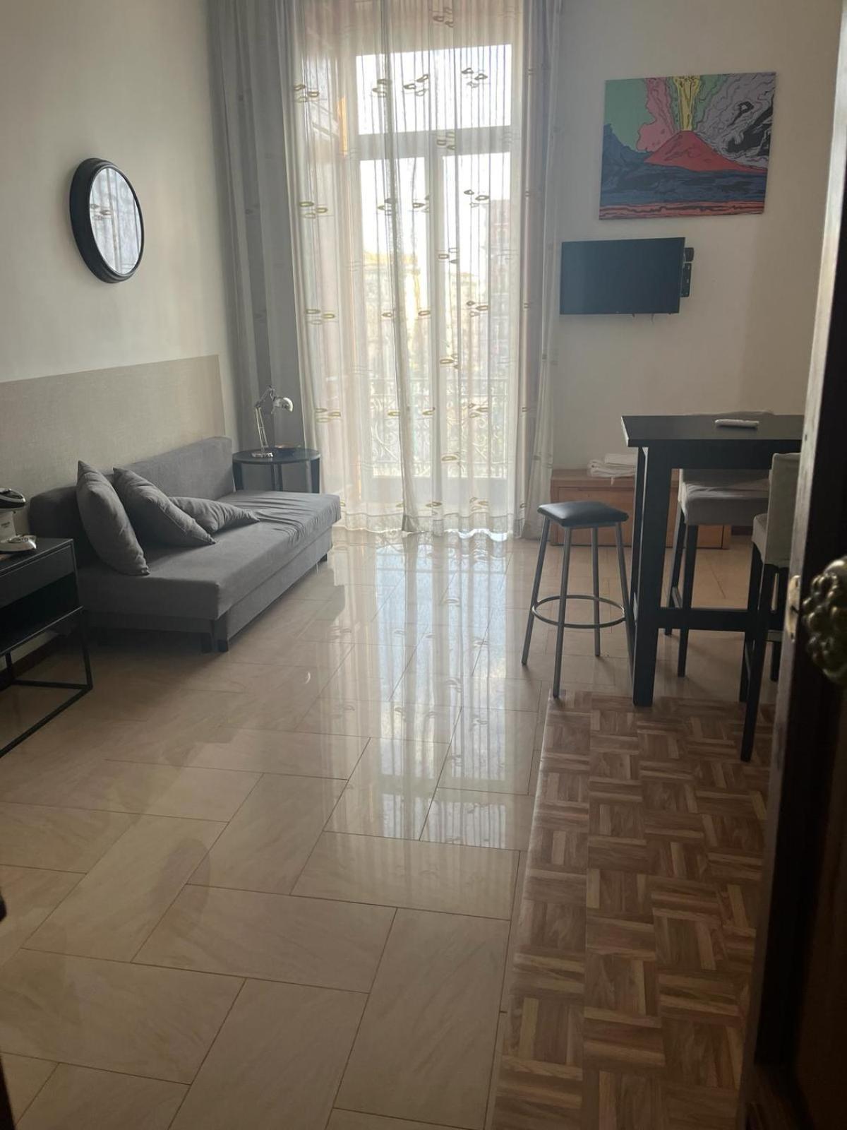 La Piazza - Garibaldi 2.6 Apartment Napoli Ngoại thất bức ảnh